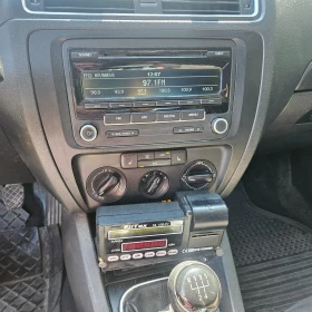VW Jetta 2.0 mpi, снимка 12