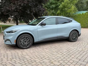 Ford Mustang Mach-E * Premium * АВТОКРЕДИТ БЕЗ ПЪРВОНАЧАЛНА ВНОСКА* , снимка 1