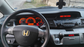Honda Fr-v Газ/бензин 1.7/125 к.с., снимка 11