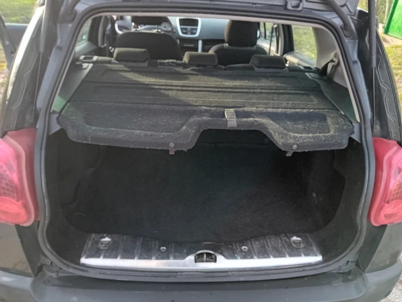 Peugeot 207 1.6 бензин, снимка 11 - Автомобили и джипове - 38417934