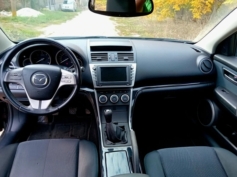 Mazda 6 2.2 CD, снимка 11 - Автомобили и джипове - 38417934