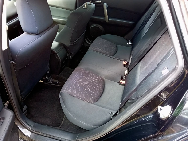 Mazda 6 2.2 CD, снимка 10 - Автомобили и джипове - 38417934