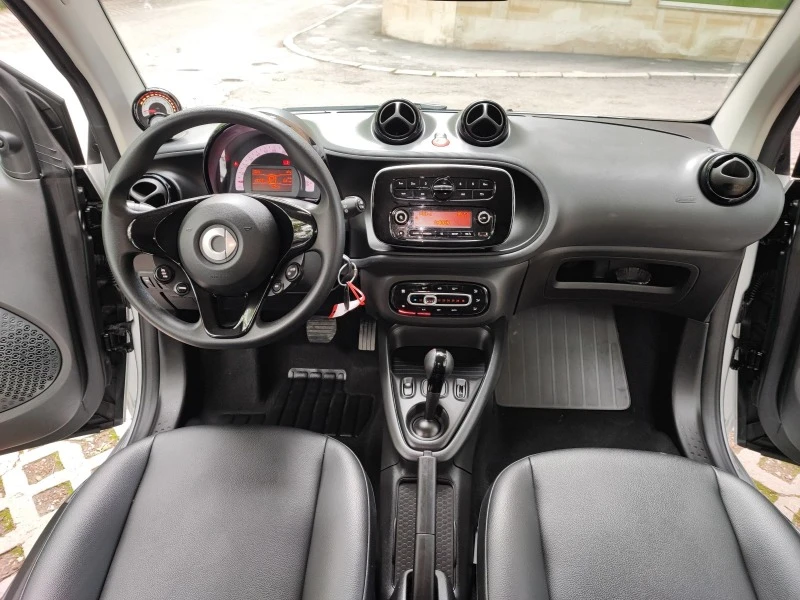 Smart Fortwo, снимка 10 - Автомобили и джипове - 46804148