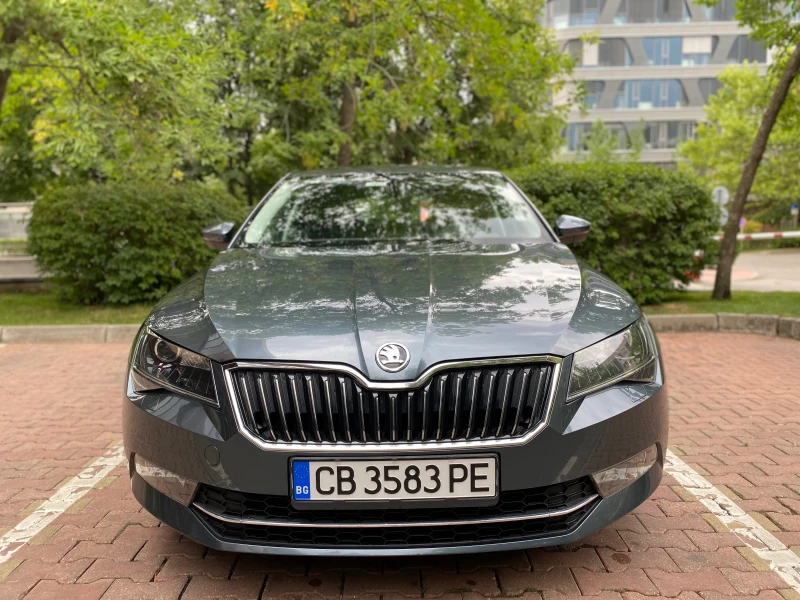 Skoda Superb Напълно обслужена на 13 Ноем; 95k km, 2.0TDI; Авт , снимка 1 - Автомобили и джипове - 48054221