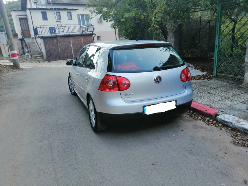 VW Golf 1.6, снимка 4 - Автомобили и джипове - 47465778