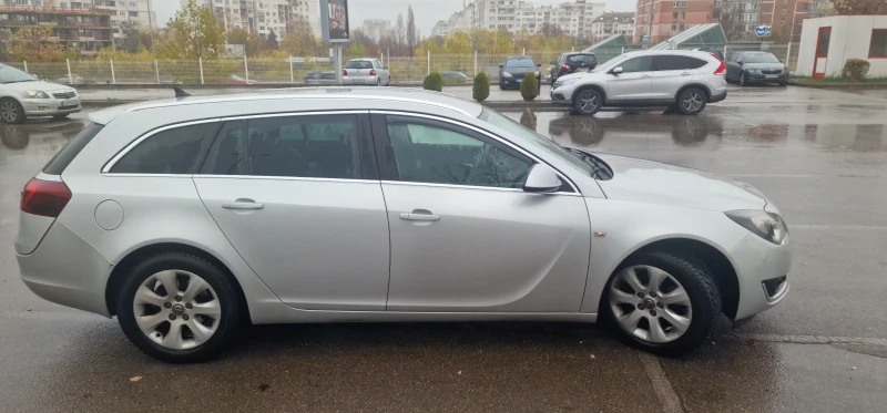 Opel Insignia, снимка 4 - Автомобили и джипове - 47970901