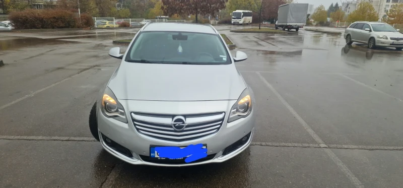 Opel Insignia, снимка 1 - Автомобили и джипове - 47970901