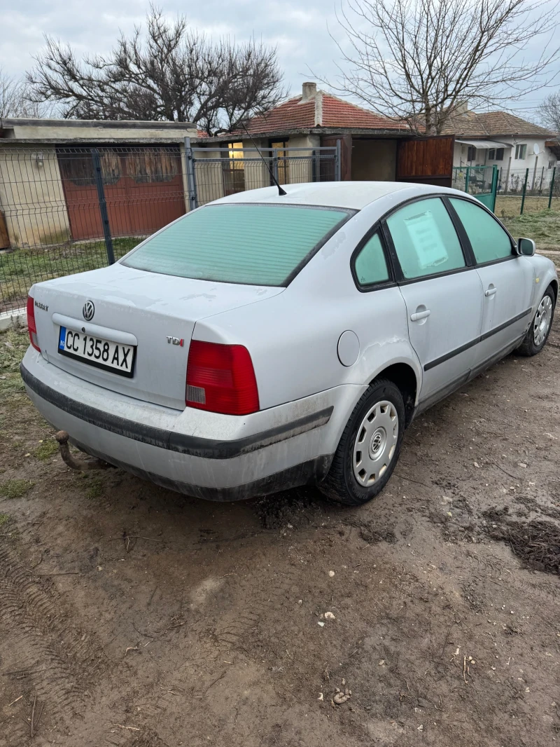 VW Passat 1900, снимка 2 - Автомобили и джипове - 49413333