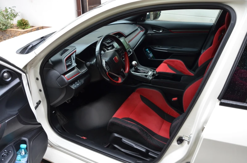 Honda Civic Type R GT, снимка 10 - Автомобили и джипове - 51885389