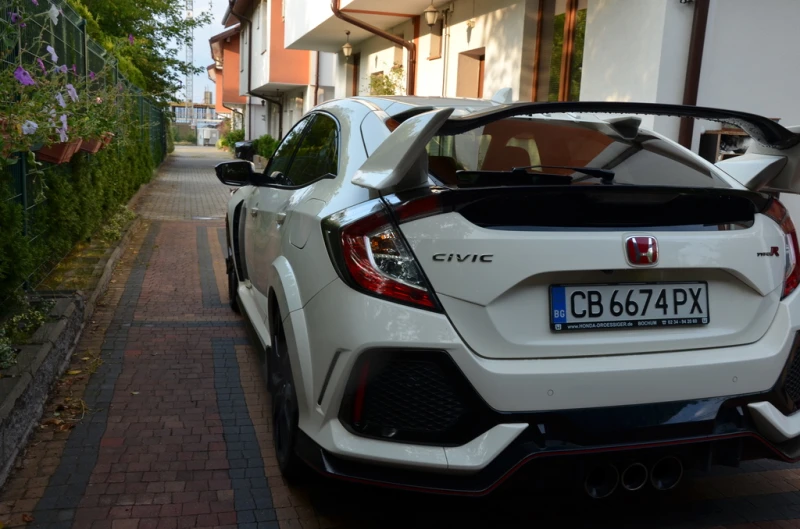 Honda Civic Type R GT, снимка 4 - Автомобили и джипове - 51885389
