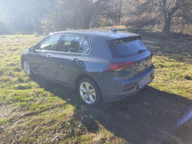 VW Golf Golf 8 Life, 1.5 eTSI DSG OPF, снимка 3 - Автомобили и джипове - 52421872