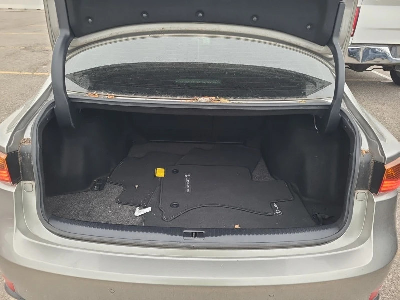 Lexus IS 300 F-SPORT * * CARFAX * * АВТО КРЕДИТ * * , снимка 11 - Автомобили и джипове - 52518756