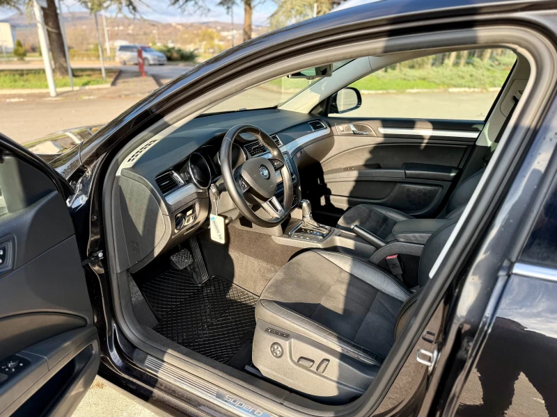 Skoda Superb 2.0TDI* 170HP* 4X4* AUTOMAT , снимка 9 - Автомобили и джипове - 52791000
