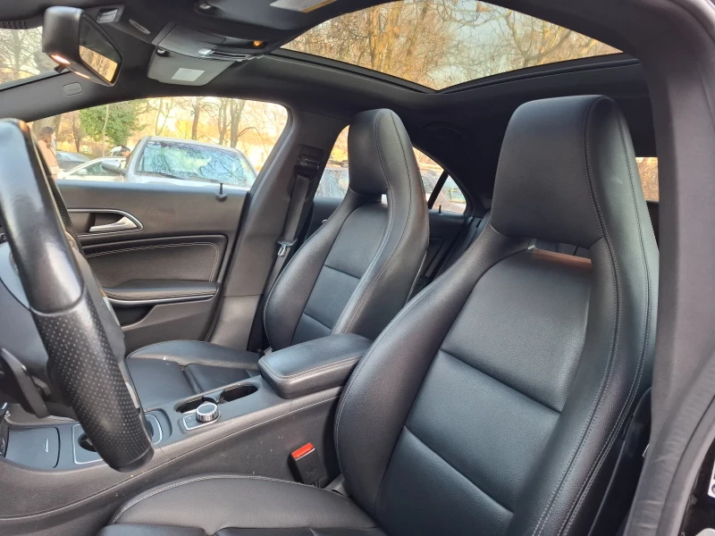 Mercedes-Benz CLA 250, снимка 8 - Автомобили и джипове - 52875695