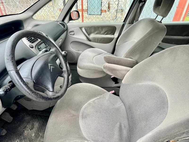 Citroen Xsara picasso, снимка 8 - Автомобили и джипове - 53061052