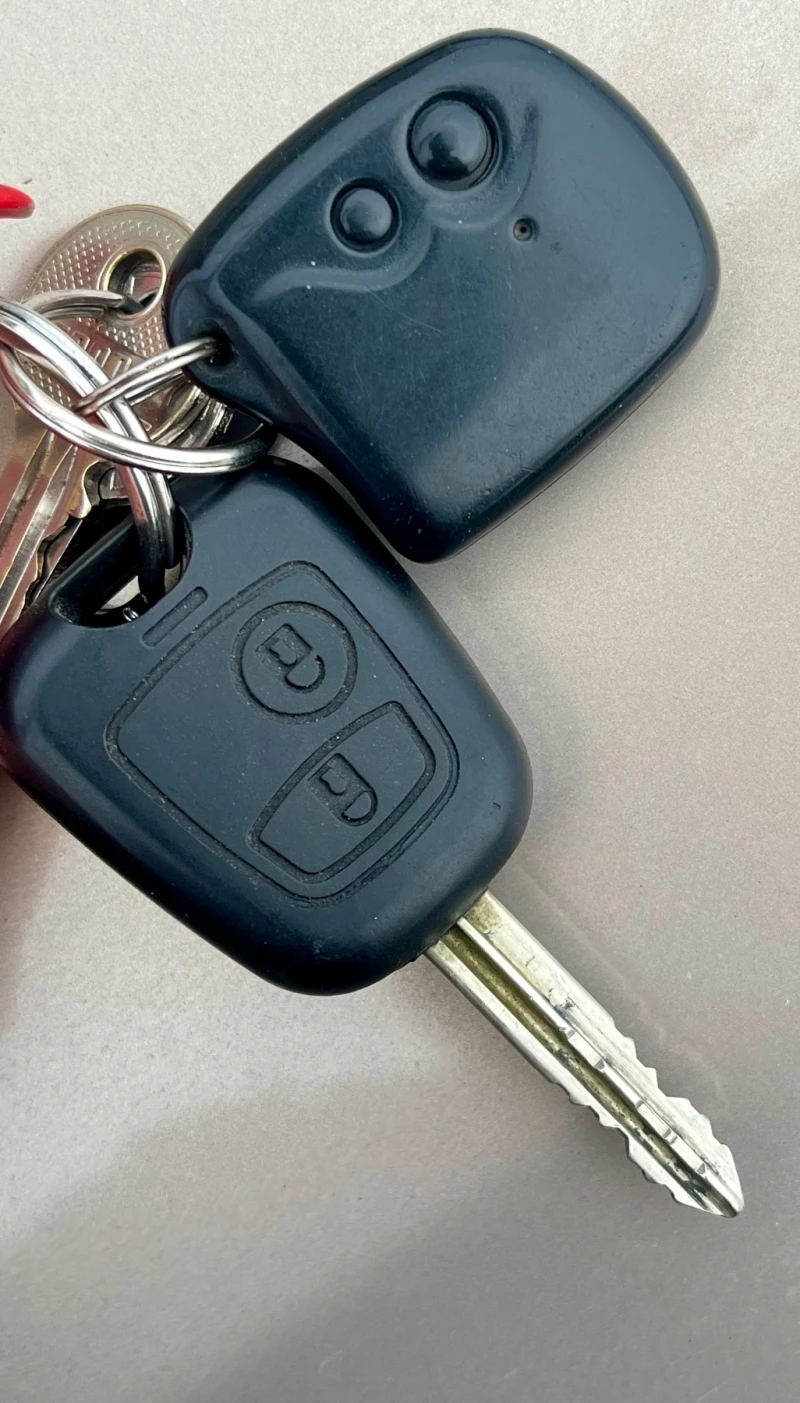 Citroen Xsara picasso, снимка 16 - Автомобили и джипове - 53061052