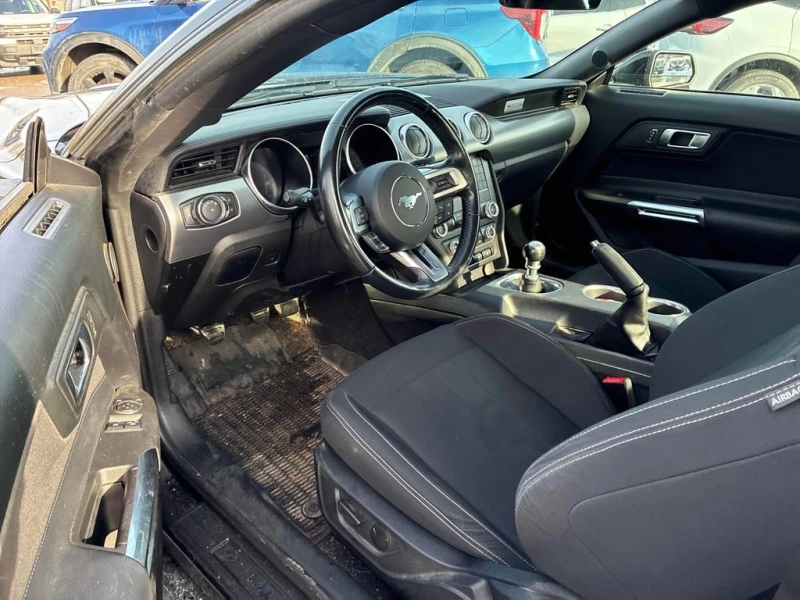Ford Mustang * GT * CARFAX * БЕЗ ПЪРВОНАЧАЛНА ВНОСКА, снимка 5 - Автомобили и джипове - 53072318