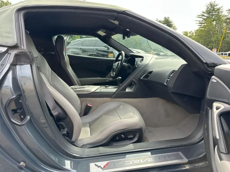 Chevrolet Corvette STINGRAY Z51 2LT, снимка 7 - Автомобили и джипове - 53096818