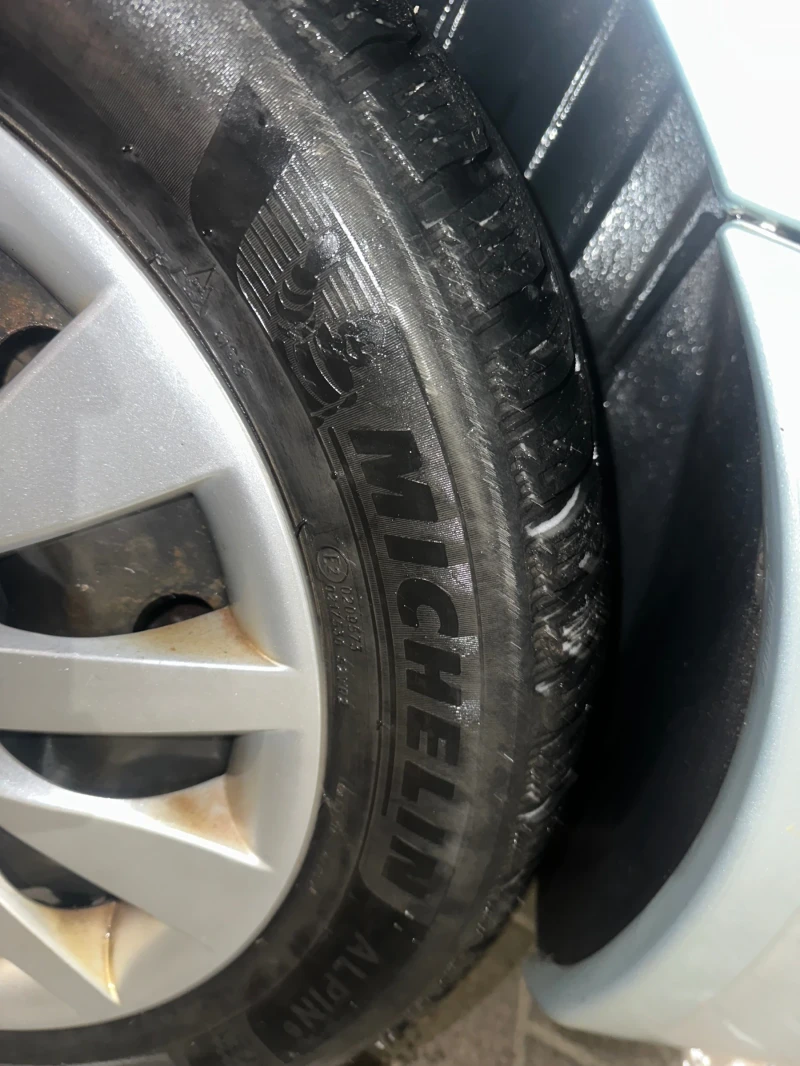 Renault Laguna 1.8 бензин, снимка 5 - Автомобили и джипове - 53197297