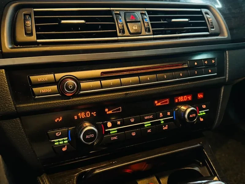 BMW 528 i | Mobile.bg � ����������� 12