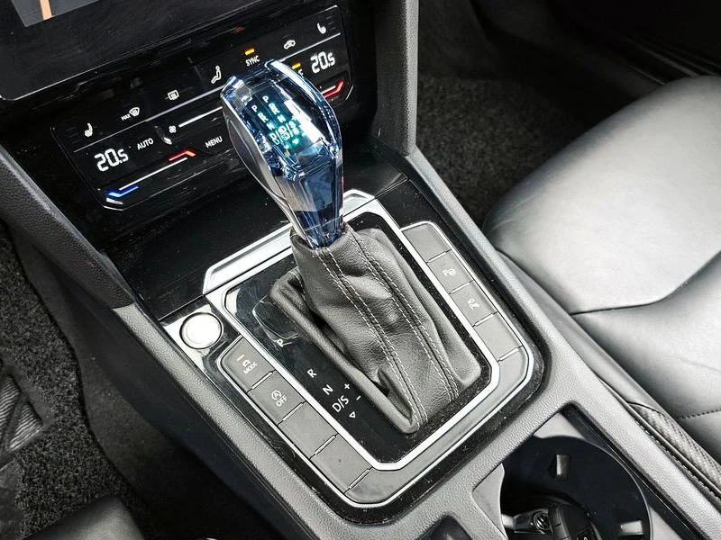 VW Arteon 2.0 TDI R-LIINE 4Motion| 140�.�.| ���.��������� | Mobile.bg � ����������� 9