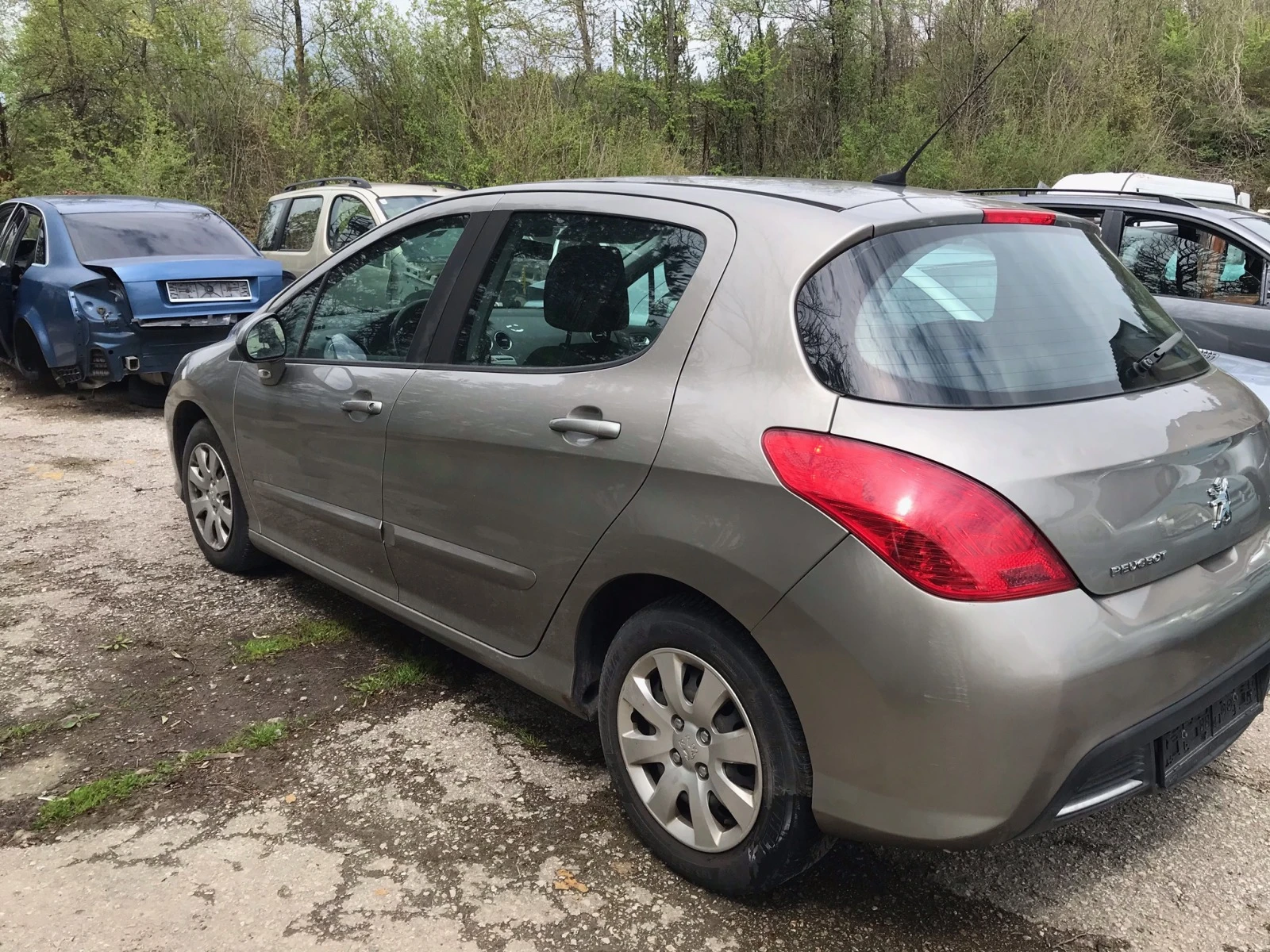 Peugeot 308 1,4 95к.с. - изображение 3