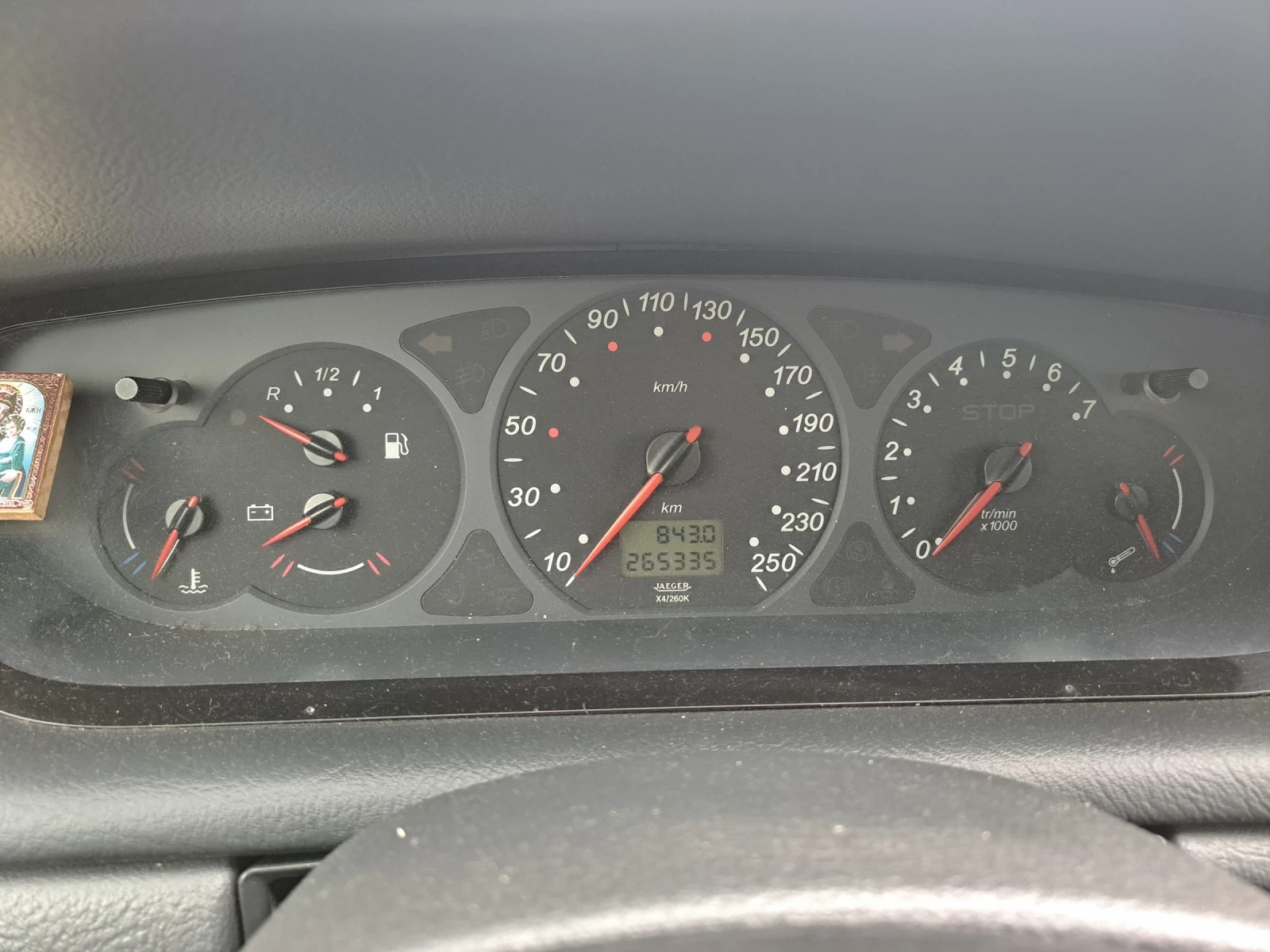 Citroen C5 2.2 HDI - изображение 9