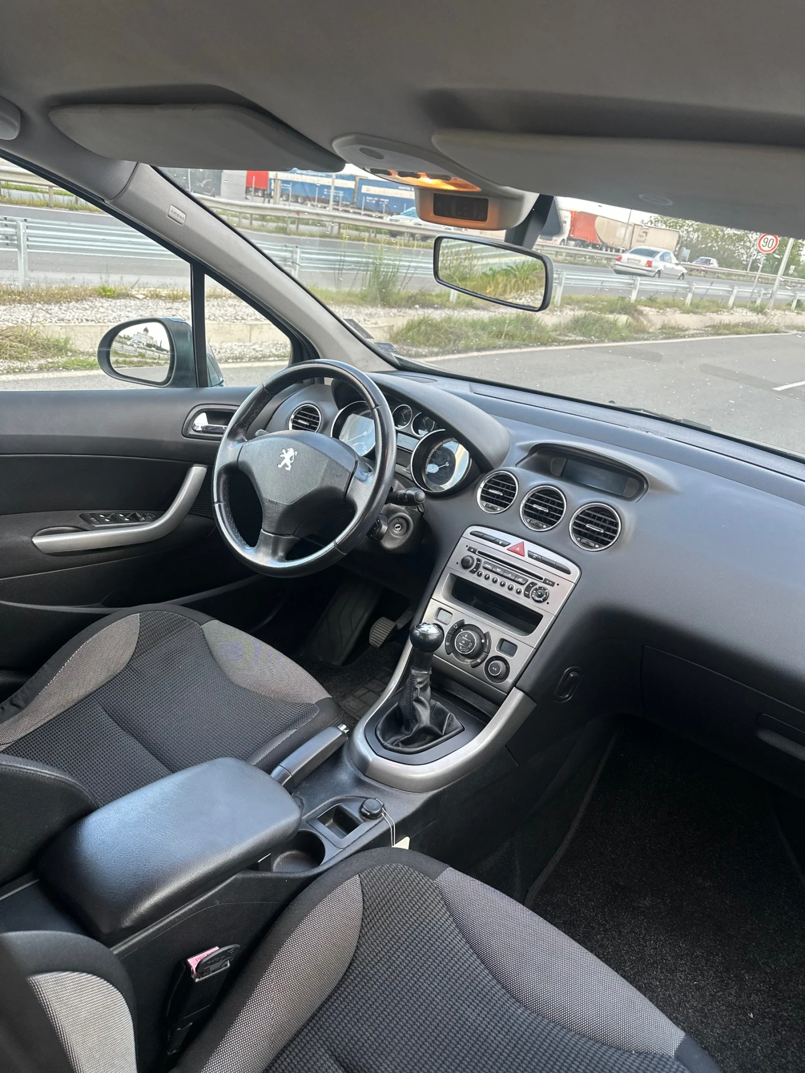 Peugeot 308  - изображение 9