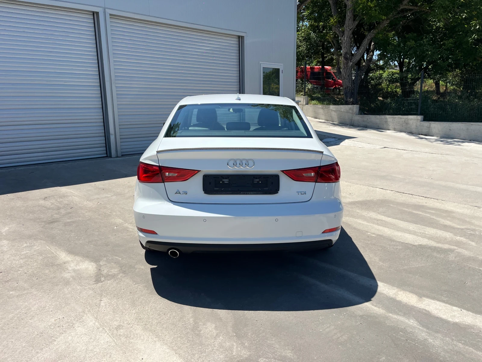 Audi A3 1.6 tdi - изображение 8