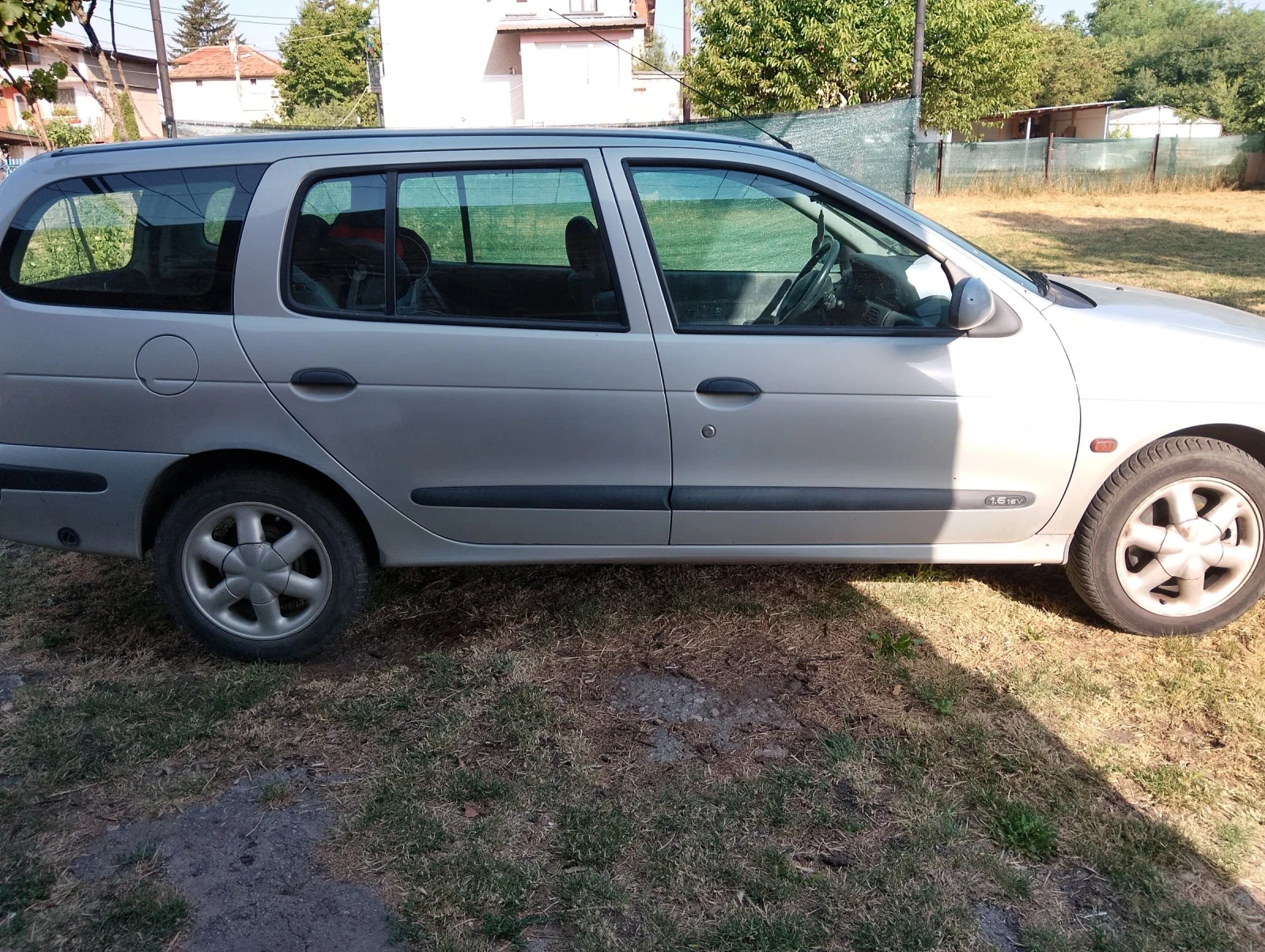 Renault Megane 1, 6 - изображение 3