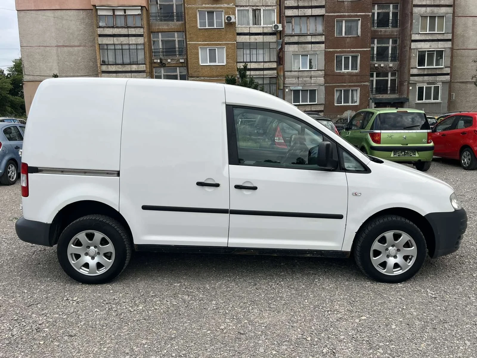 VW Caddy 4х4 / 6ск - изображение 4