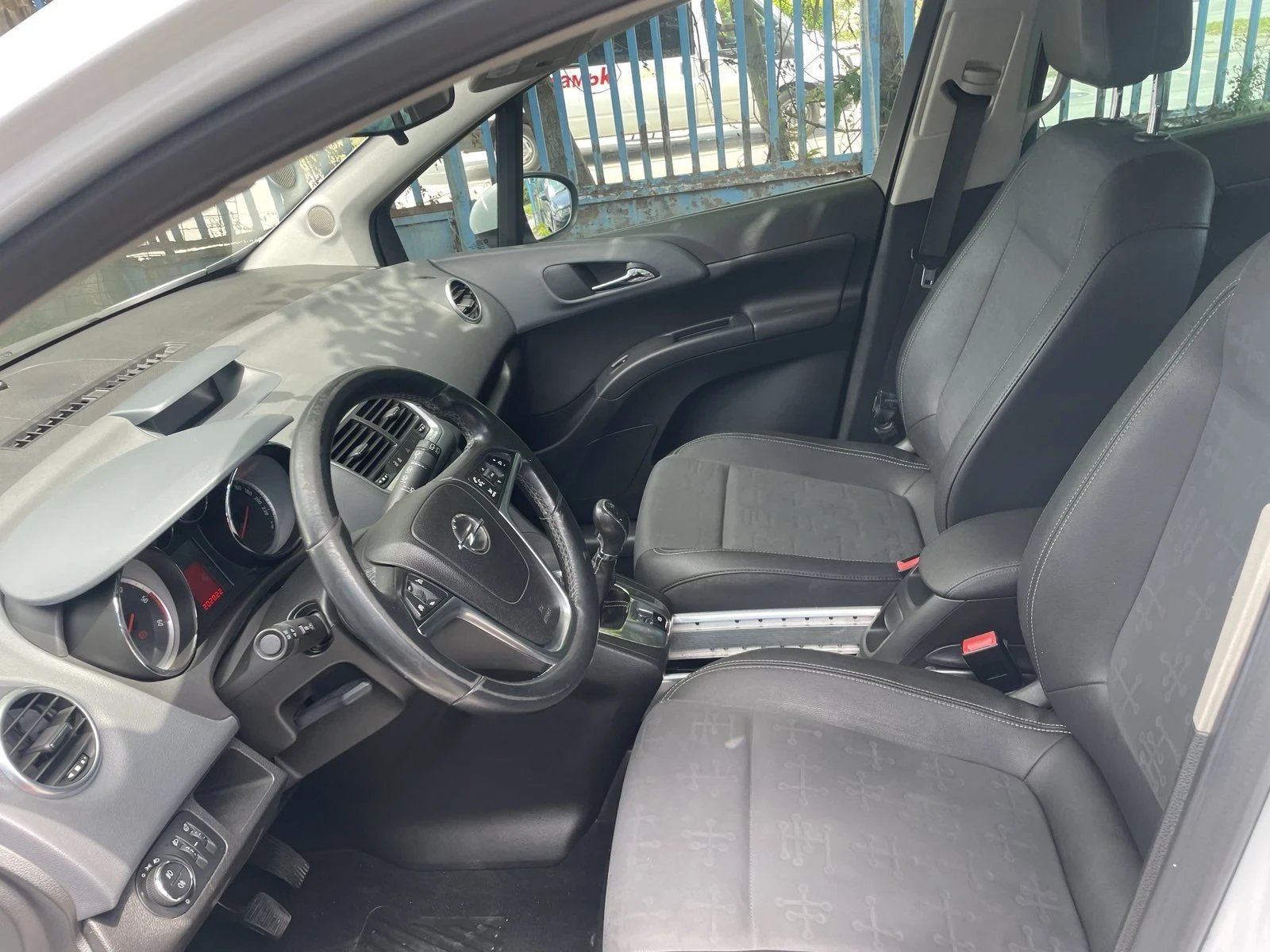 Opel Meriva НОВ ВНОС - изображение 4