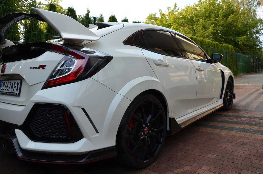Honda Civic Type R GT - изображение 6