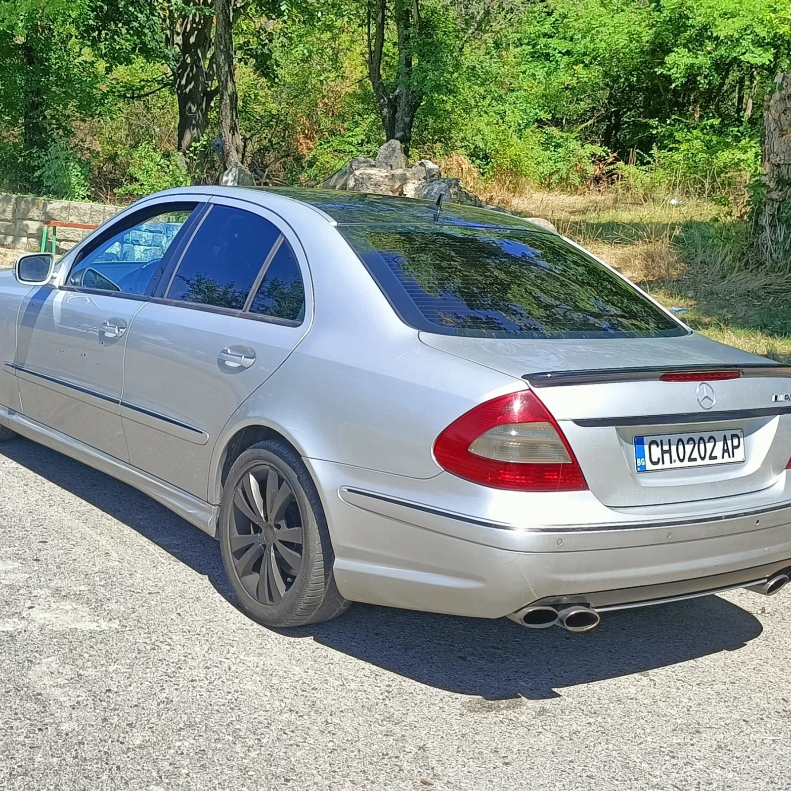 Mercedes-Benz E 320  - изображение 10