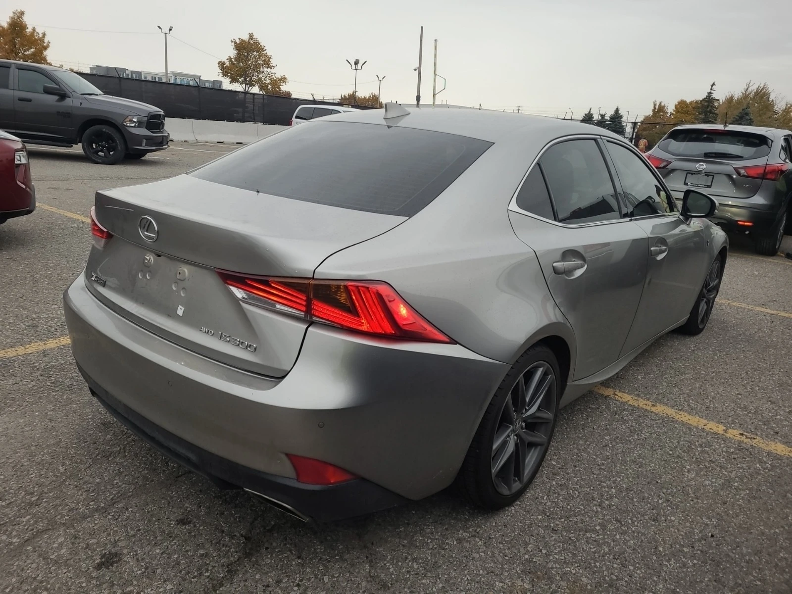 Lexus IS 300 F-SPORT * * CARFAX * *   * *  | Mobile.bg   3