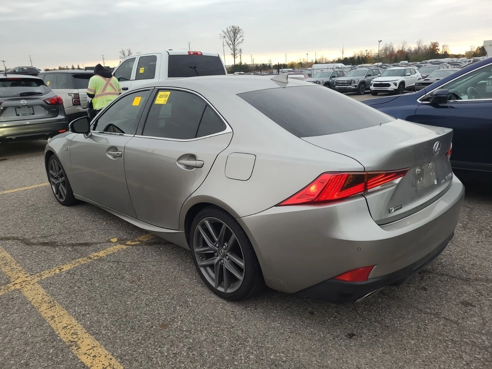 Lexus IS 300 F-SPORT * * CARFAX * *   * *  | Mobile.bg   4