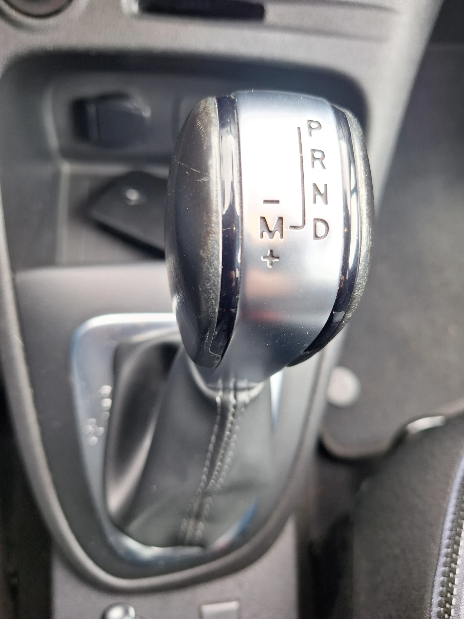 Renault Captur 1.3 i 150 k.c. | Mobile.bg   10