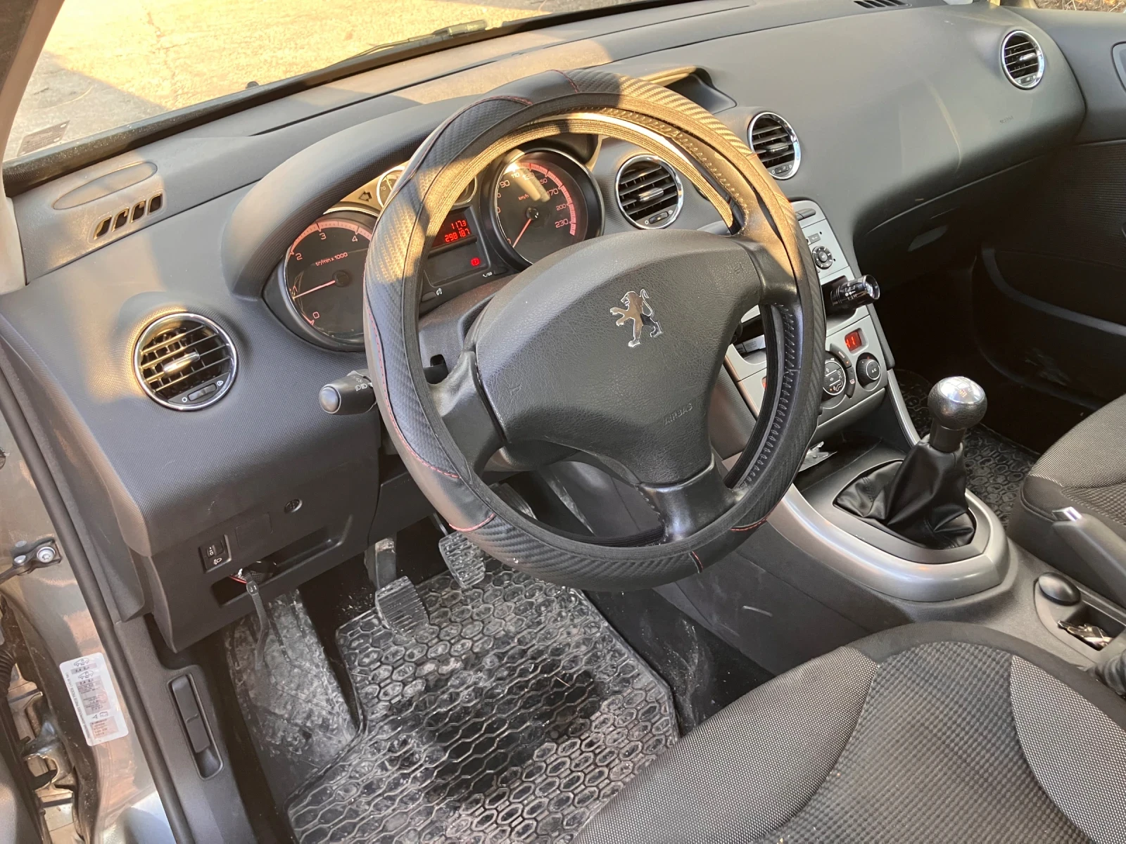 Peugeot 308  - изображение 6