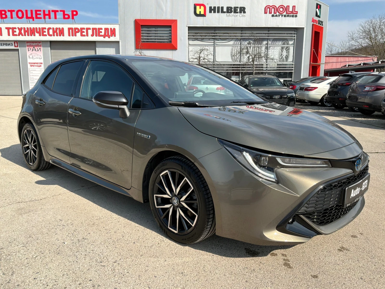 Toyota Corolla 1.8h 122k.s с Гаранция  - изображение 3