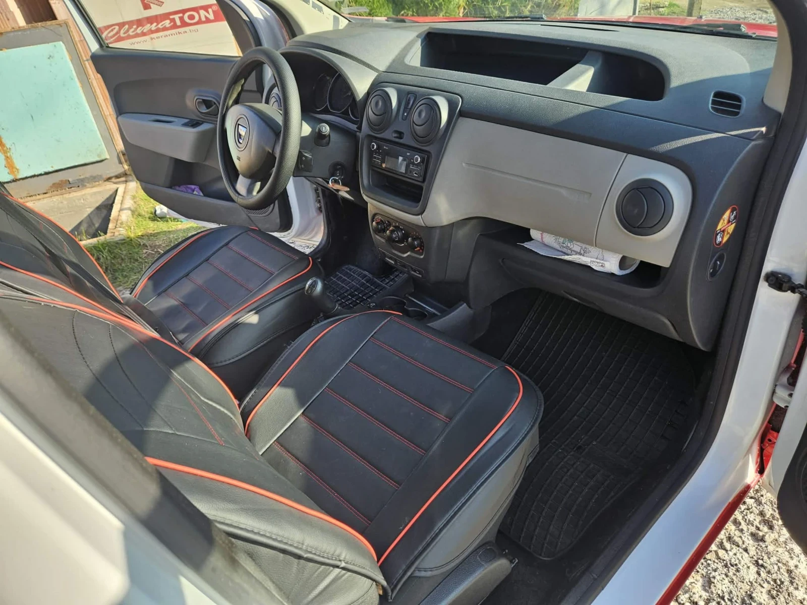 Dacia Dokker 1.6 LPG, снимка 8 - Автомобили и джипове - 53736568