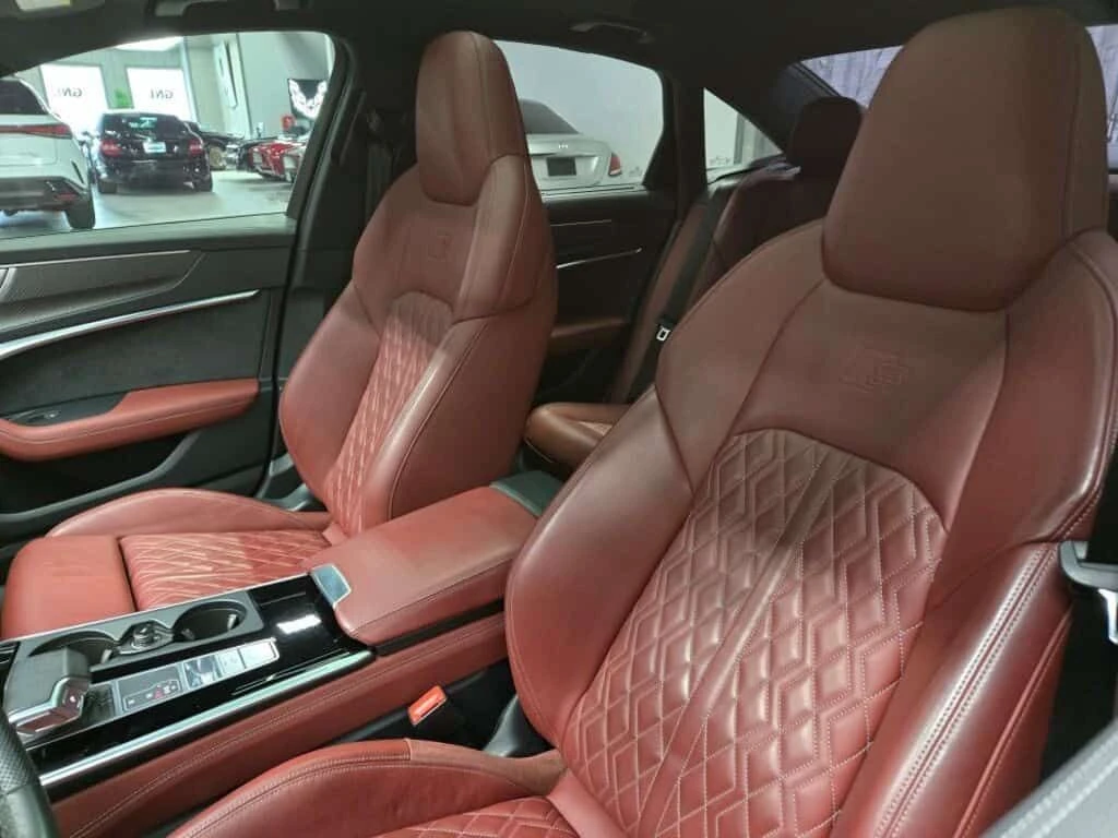 Audi S6 BLACK OPTICS| 21 WHEELS| CARBON FIBER| CARFAX, снимка 12 - Автомобили и джипове - 53912613