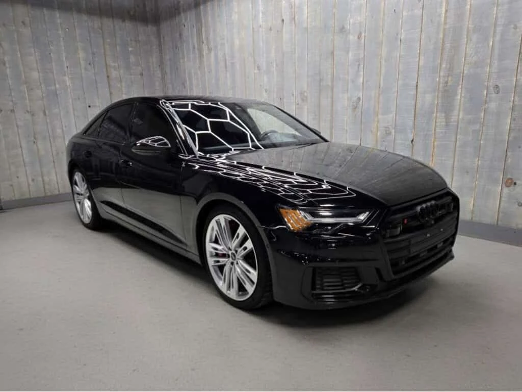 Audi S6 BLACK OPTICS| 21 WHEELS| CARBON FIBER| CARFAX