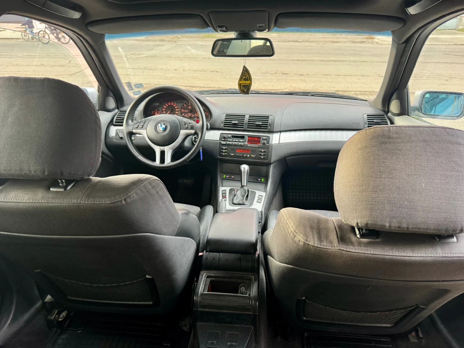 BMW 320, снимка 4 - Автомобили и джипове - 54006507