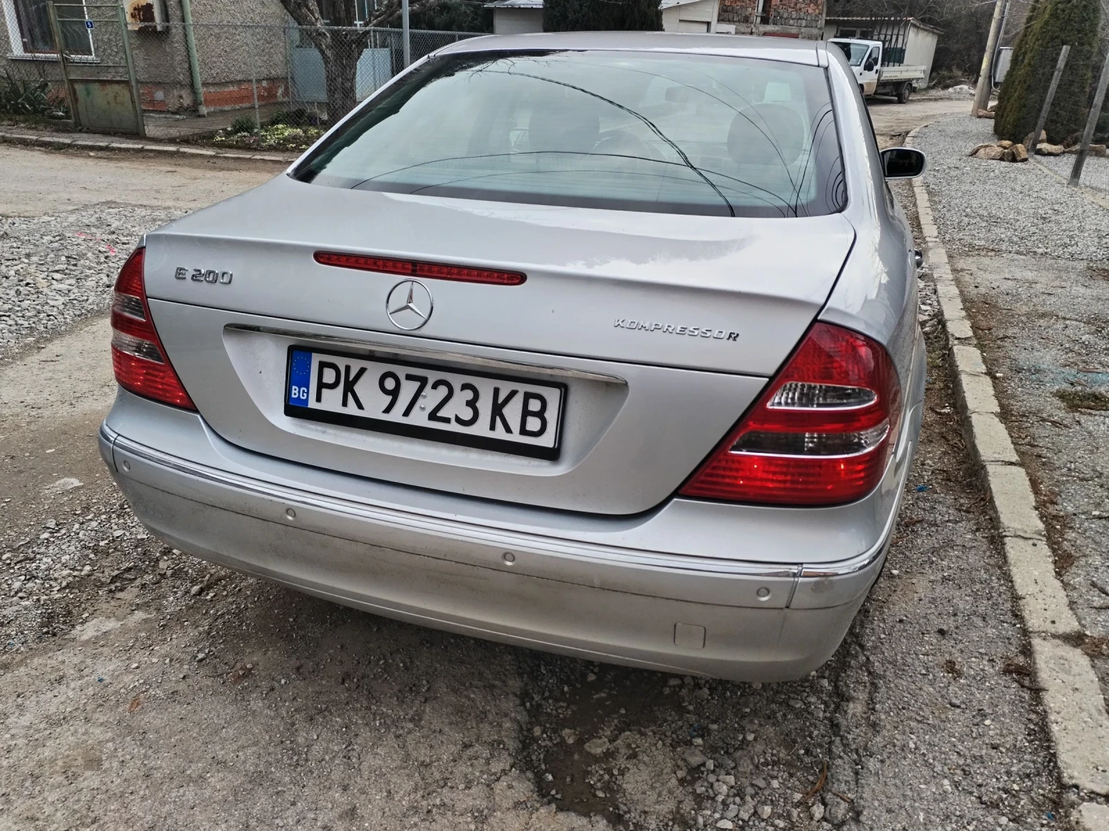 Mercedes-Benz E 200 1.8, снимка 3 - Автомобили и джипове - 54083281