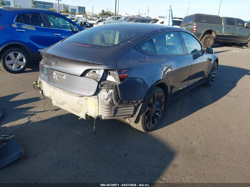 Tesla Model 3 Performance AWD, снимка 4 - Автомобили и джипове - 54324124