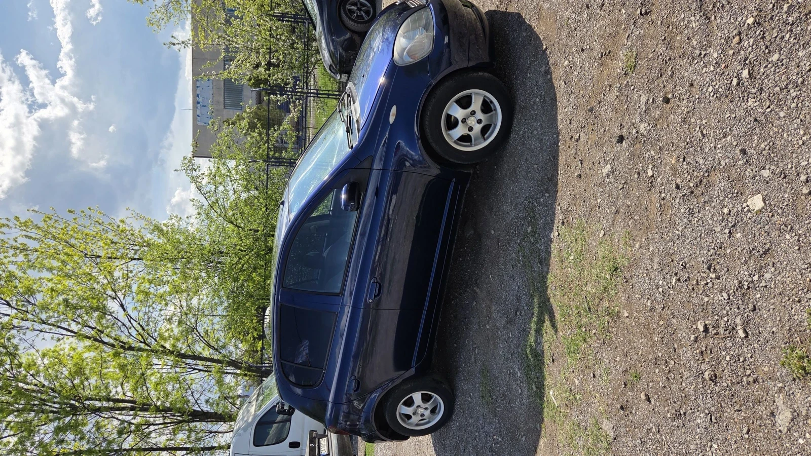 Toyota Yaris 1.4 D-4D, снимка 4 - Автомобили и джипове - 54348274