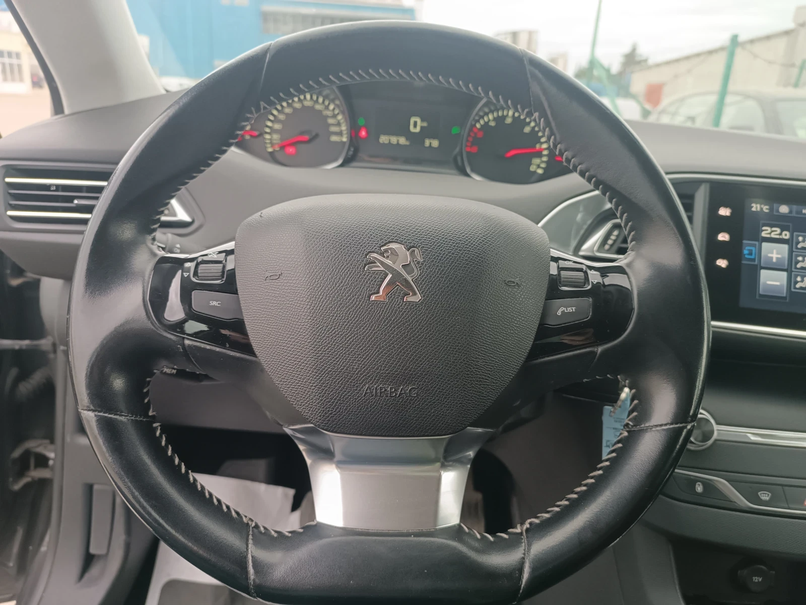 Peugeot 308 1, 6 Blue HDi, ПЕРФЕКТНО, ЛИЗИНГ , снимка 8 - Автомобили и джипове - 54360462