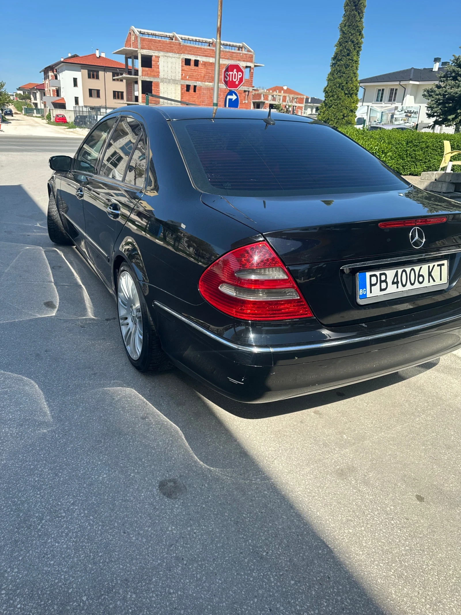 Mercedes-Benz E 320, снимка 2 - Автомобили и джипове - 54372220