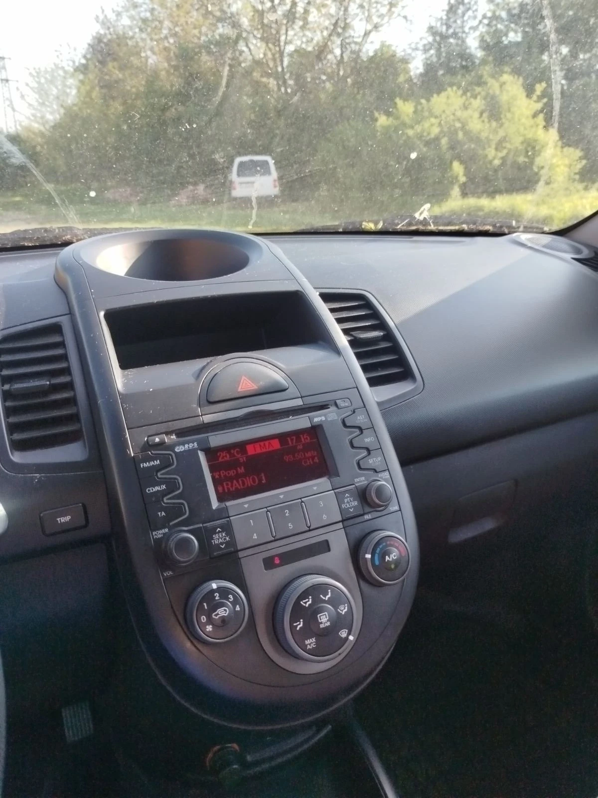 Kia Soul, снимка 7 - Автомобили и джипове - 54442369