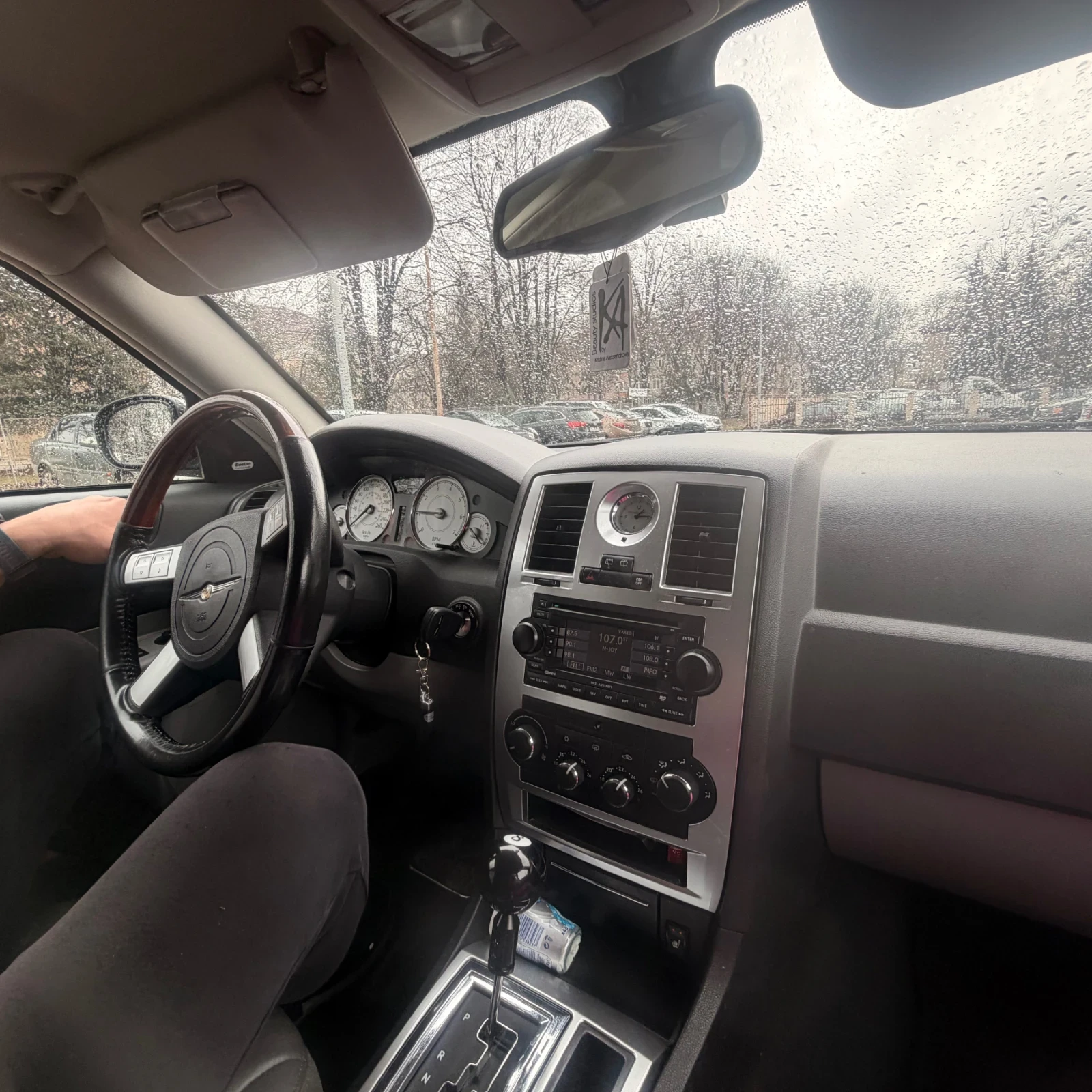 Chrysler 300c Tourer | Mobile.bg � ����������� 12